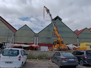 Ağrı Belediyesi Sebze Pazarını Yeniliyor