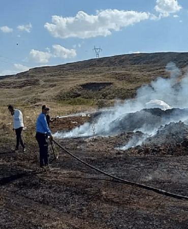 Ağrı Saman Yangını Çukurçayır Köyünde Felaket Patnos Haberleri Ağrı Patnos Son Dakika Haberleri Ağrı Saman Yangını Çukurçayır Köyünde Felaket