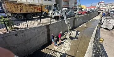 Eleşkirt Belediyesi Temizlik Çalışmaları Ağrı Haber Patnos Son Dakika Eleşkirt Belediyesi Temizlik Çalışmaları