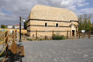 Hamur Kümbeti Restorasyonu Tarihi Yapının Yeniden Hayatı