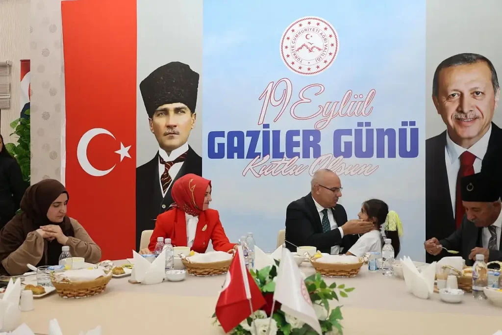 Şehit Aileleri ve Gazilerle Birlikte Yemek Programı
