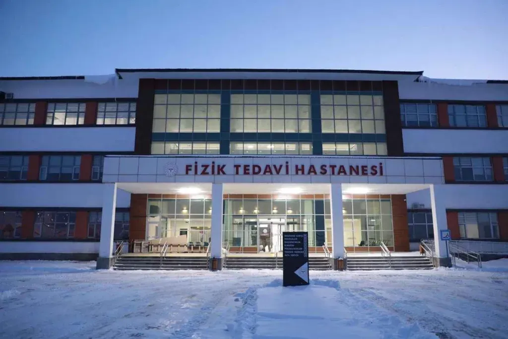 Ağrı Fizik Tedavi Hastanesi Yataklı Servisleri Açıldı