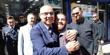 Ağrı Valisi Mustafa Koçdan Özel Birey Ziyareti