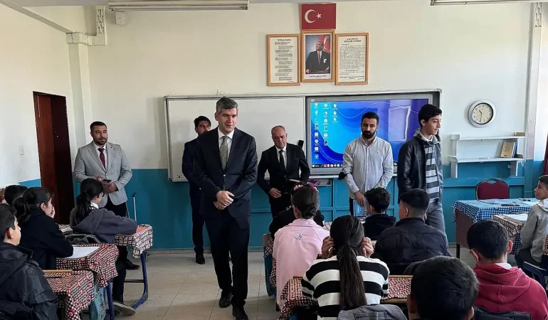 Diyadin Kaymakamı Ziyaret Programı ile Eğitimde Yenilik