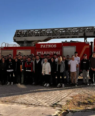 Yangın Eğitimi Patnos İtfaiyesi Öğrencilere Uygulama Yaptı