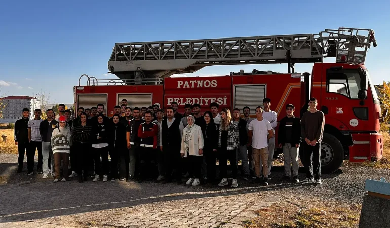 Yangın Eğitimi Patnos İtfaiyesi Öğrencilere Uygulama Yaptı Patnos Haberleri Ağrı Patnos Son Dakika Haberleri Yangın Eğitimi Patnos İtfaiyesi Öğrencilere Uygulama Yaptı